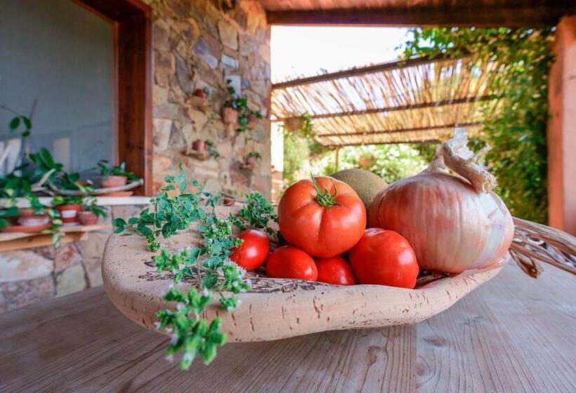 فندق L'oasi Del Cervo