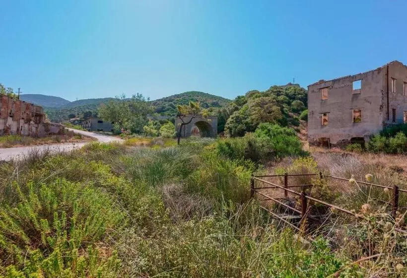هتل L'oasi Del Cervo