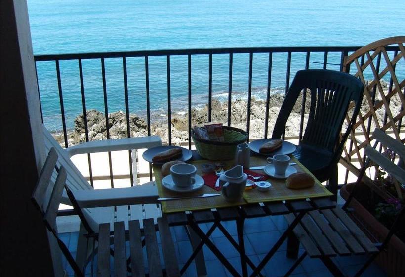 Pensjonat Ammaresiamo Ltb