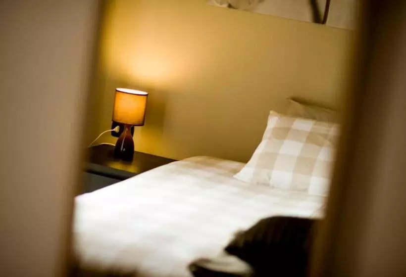 ペンション Camera 40