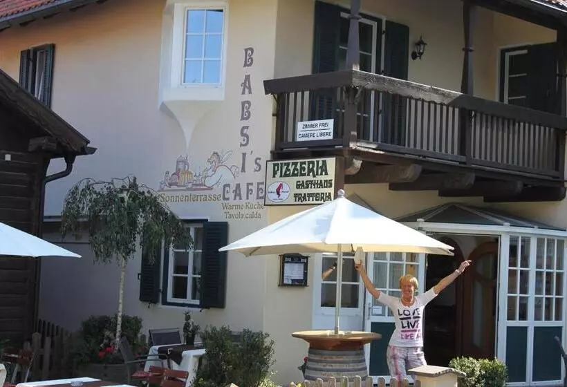 ペンション Gasthaus Babsi