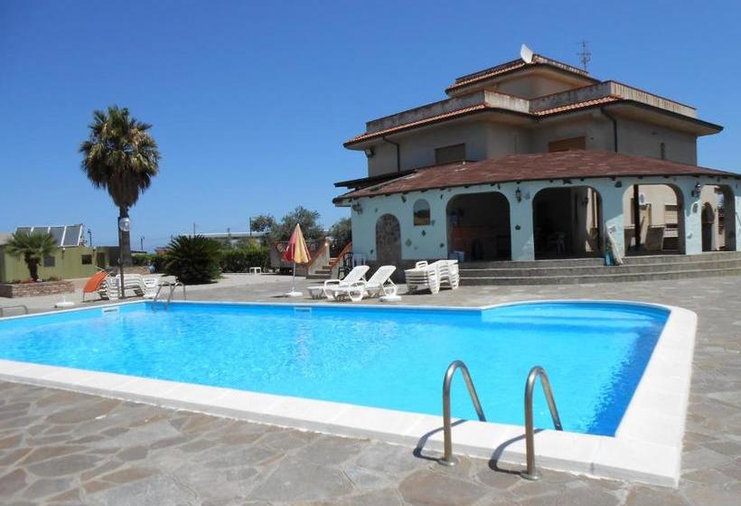 פנסיון Residence Melodie