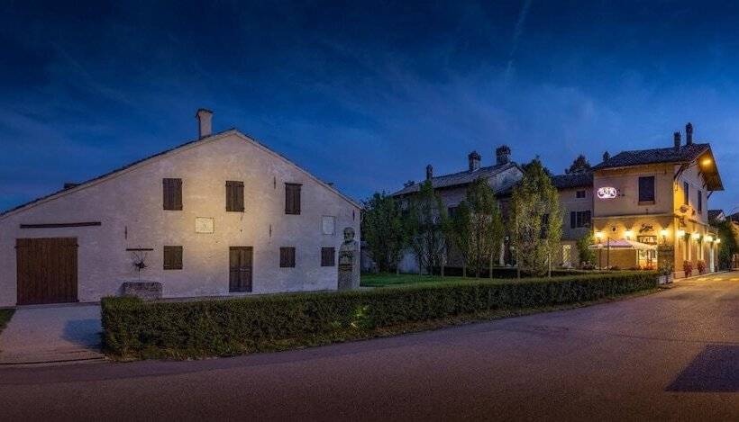 호스텔 Alle Roncole