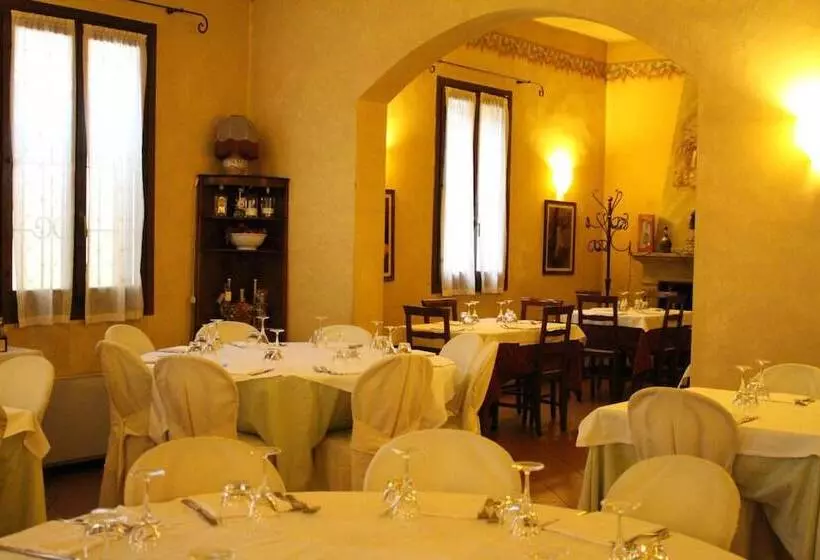 ユースホステル Alle Roncole