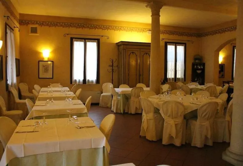 ユースホステル Alle Roncole