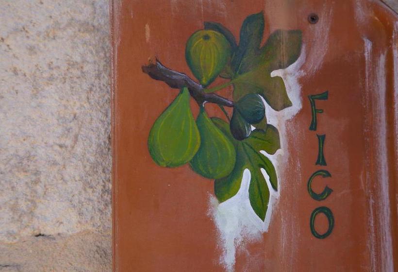 ホテル Agriturismo Antares