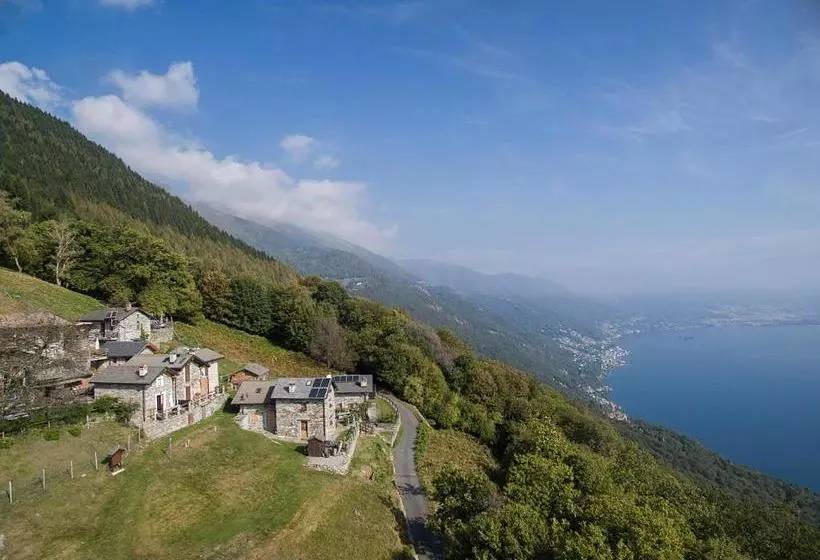 هتل Agriturismo Da Attilio