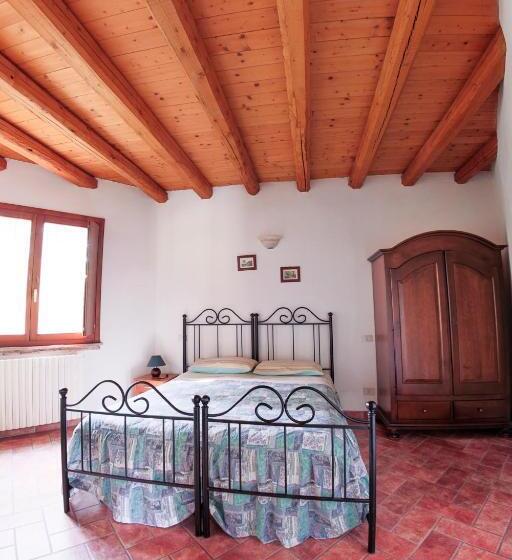 בית מלון כפרי Agriturismo Gardenali