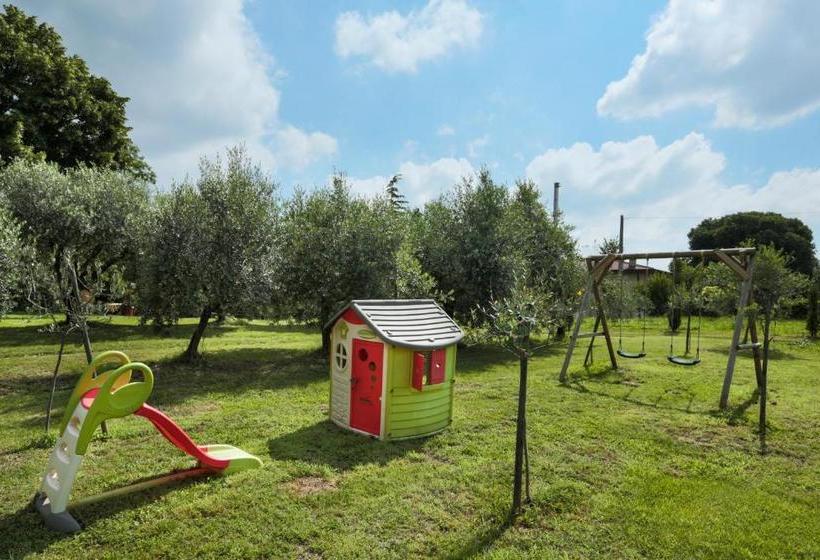 בית מלון כפרי Agriturismo Gardenali