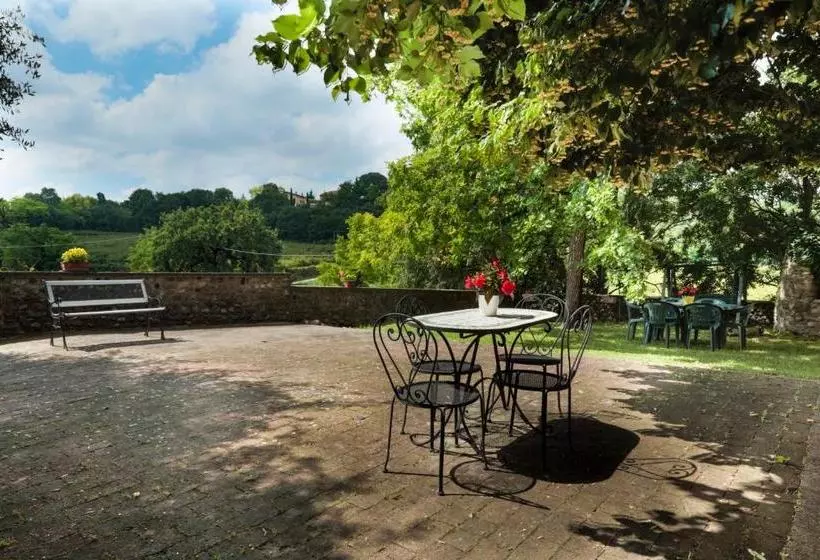 هتل Agriturismo Gardenali