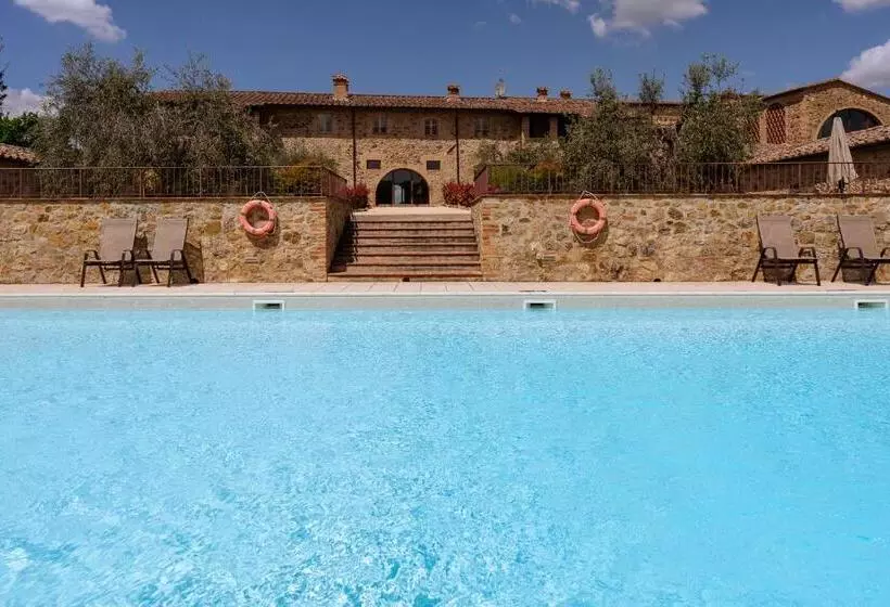 ホテル Villa Le Beringhe   Wine Pool & Relax