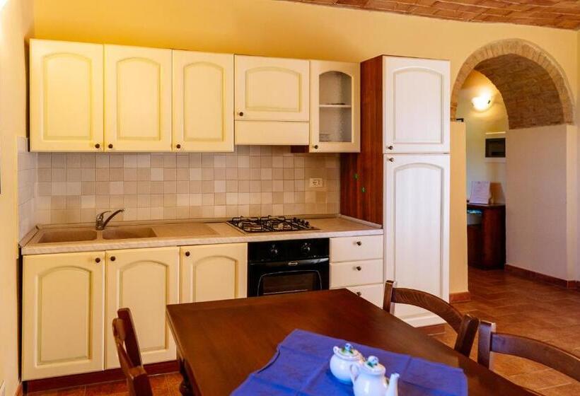 בית מלון כפרי Villa Le Beringhe   Wine Pool & Relax