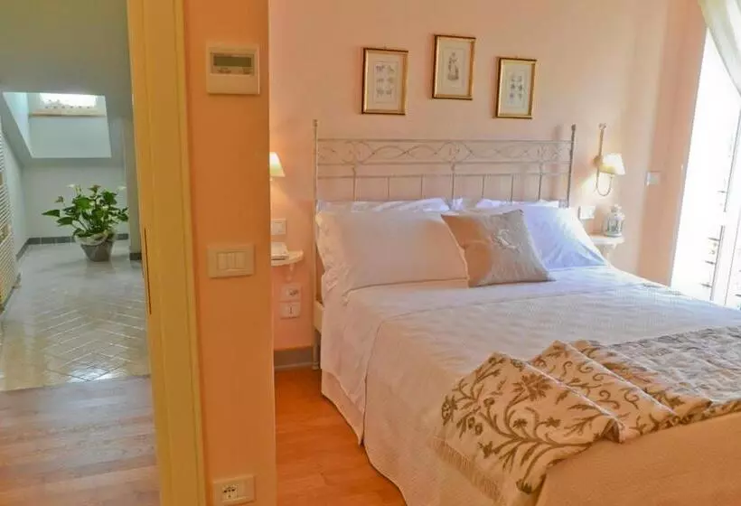 هتل Villa Funari Country House