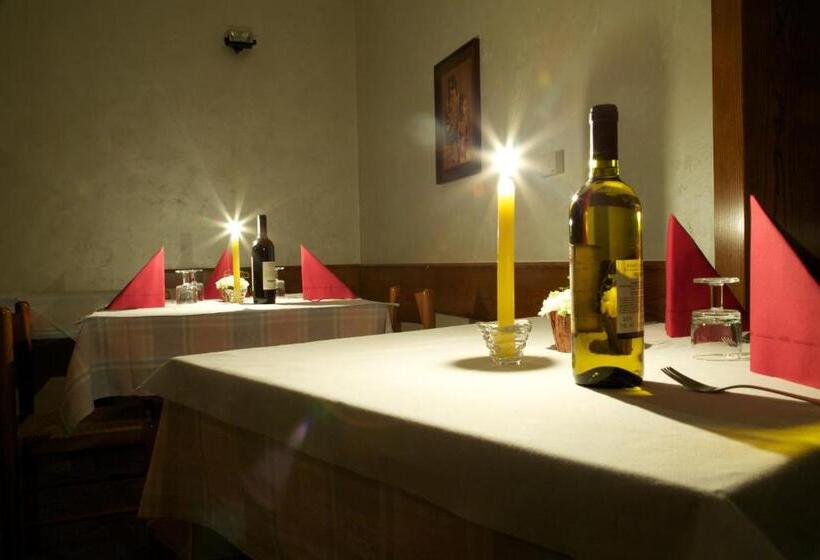 پانسیون Abete Rosso