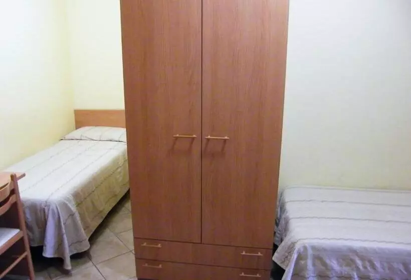 ペンション Caffè Nuovo 2 Holiday Rooms