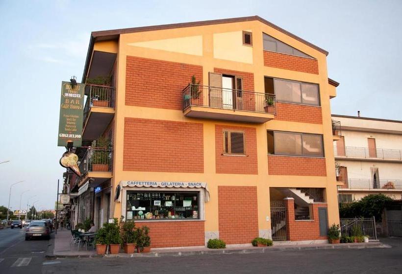 بنسيون Caffè Nuovo 2 Holiday Rooms