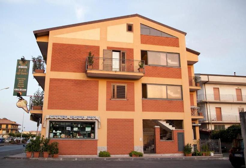 بنسيون Caffè Nuovo 2 Holiday Rooms