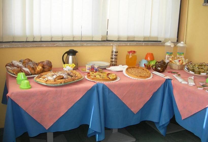 بنسيون Caffè Nuovo 2 Holiday Rooms