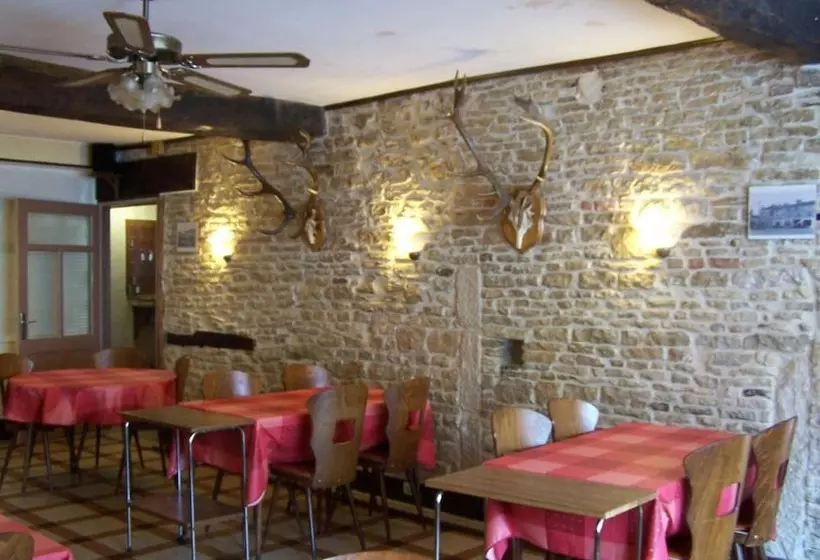 ホテル De La Pomme D'or