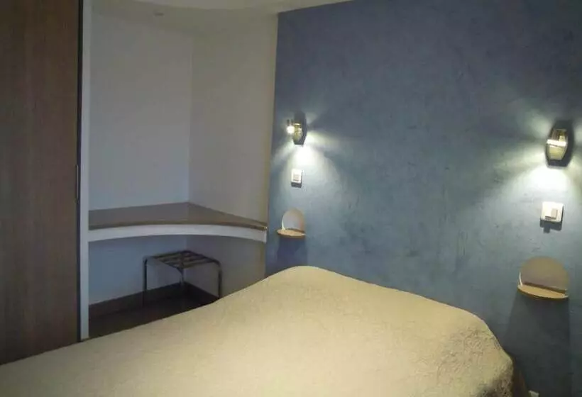 ホテル De La Pomme D'or