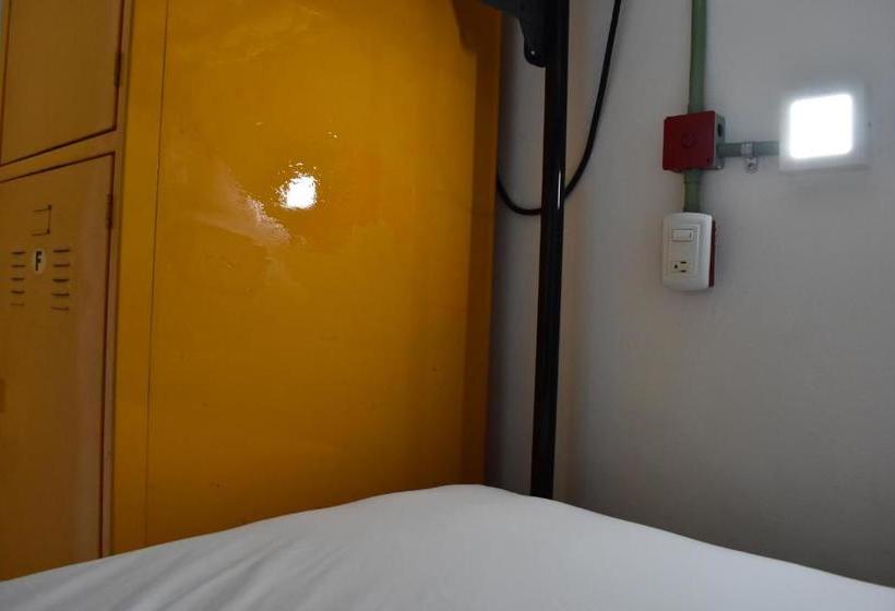 Szálloda Tucan Hostel