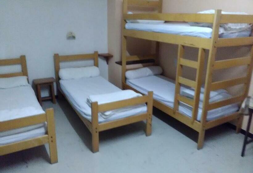 הוסטל Cap Verb Guillestre