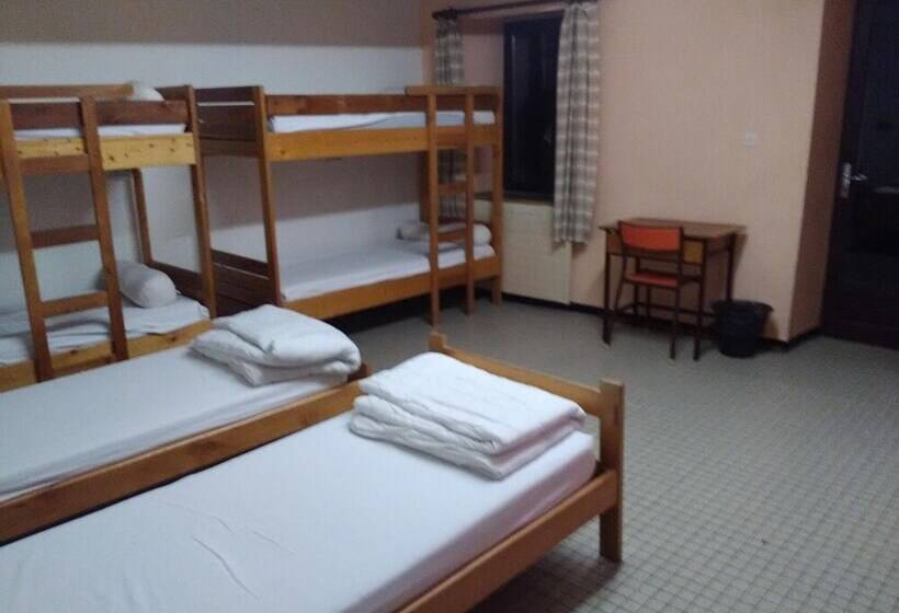 הוסטל Cap Verb Guillestre