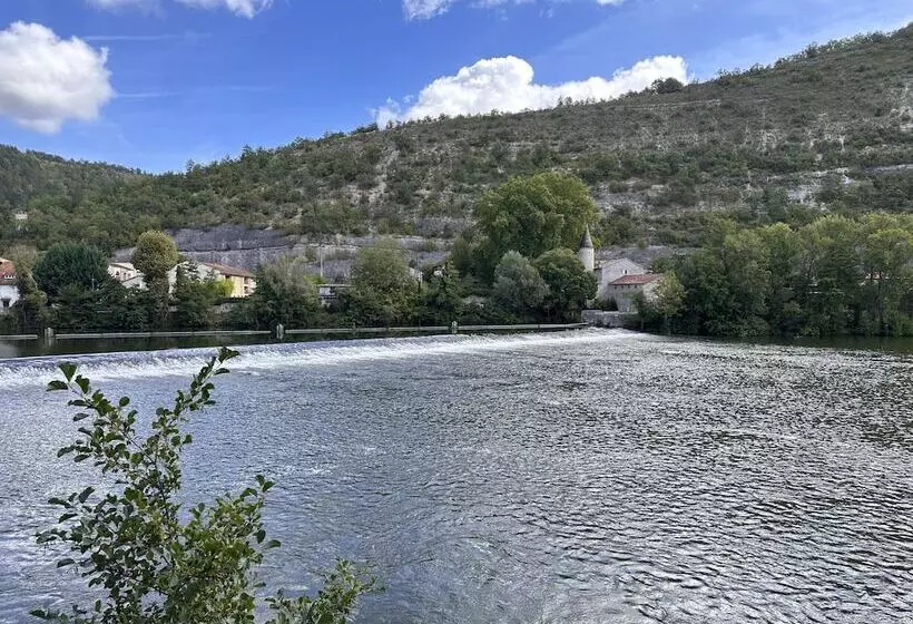 Majatalo Les Hauts De Saulies