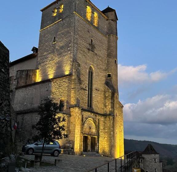 بنسيون Les Hauts De Saulies