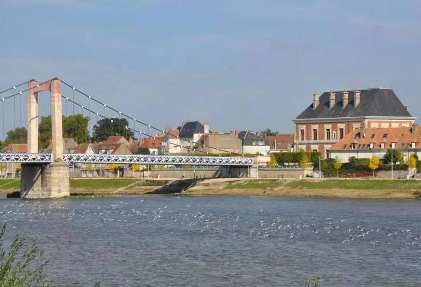 Aamiaismajoitus (B&B) Le Prieuré Saint Agnan