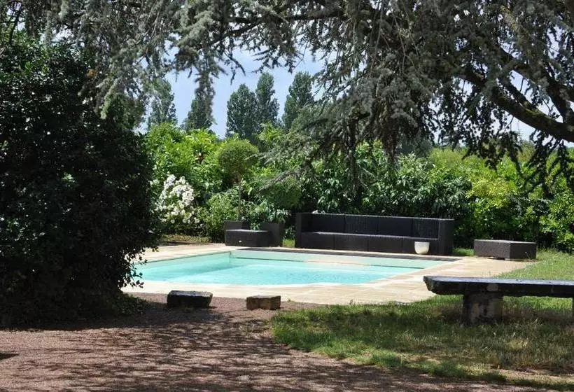 Aamiaismajoitus (B&B) Le Prieuré Saint Agnan