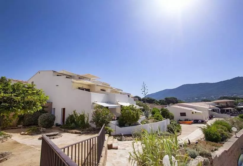 Et Residence Ta Kladia  Omigna