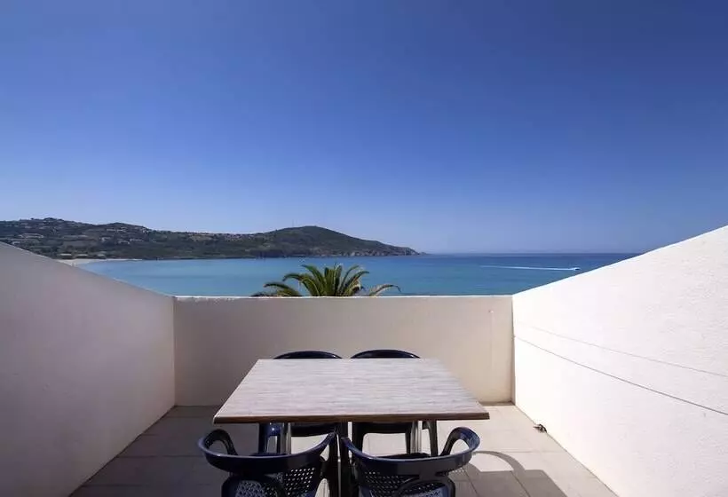 Et Residence Ta Kladia  Omigna