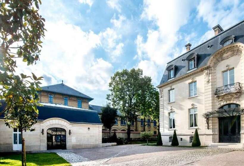 Les Suites Du Champagne De Venoge