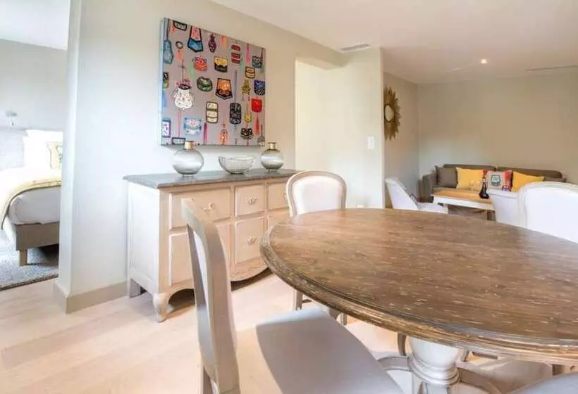 Les Suites Du Champagne De Venoge