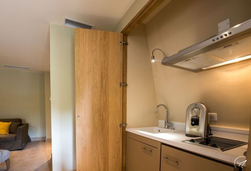 Les Suites Du Champagne De Venoge