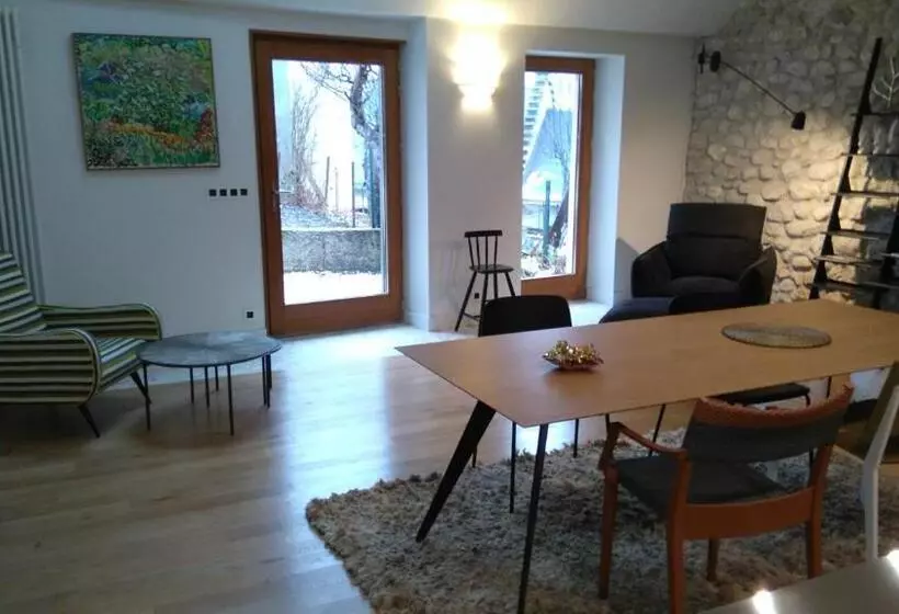 Majatalo Le Petit Chalande