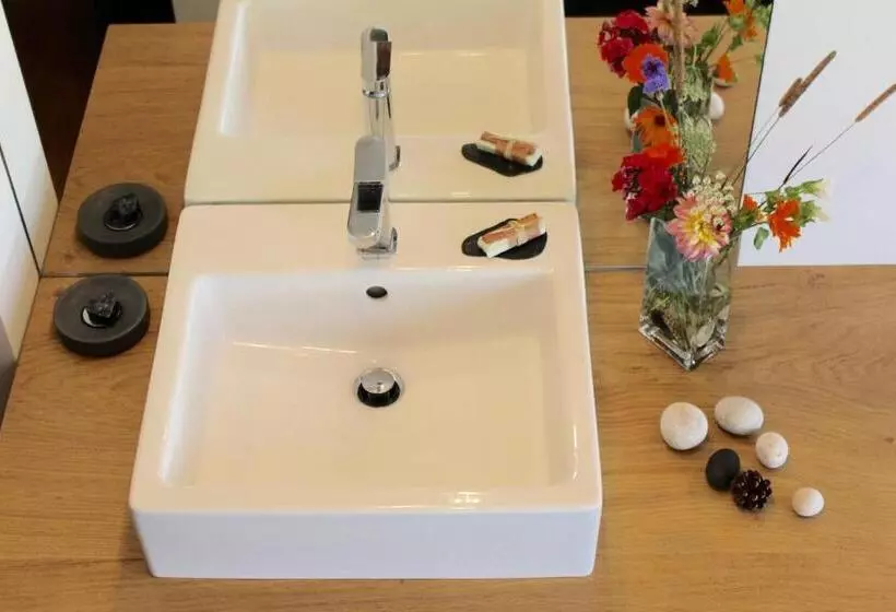 Majatalo Le Petit Chalande