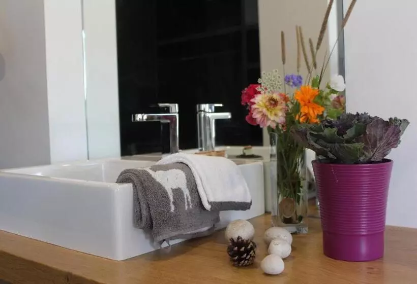 Majatalo Le Petit Chalande