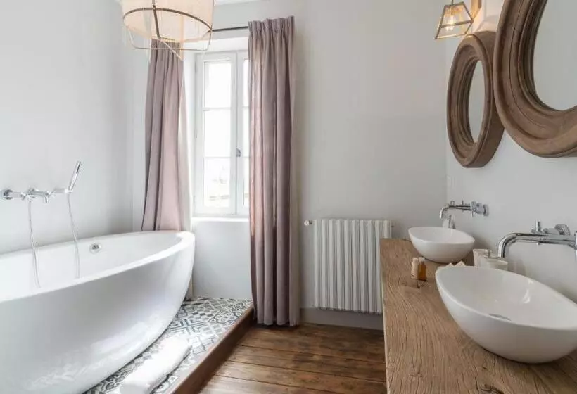 Majatalo Logis De La Cadène   Teritoria