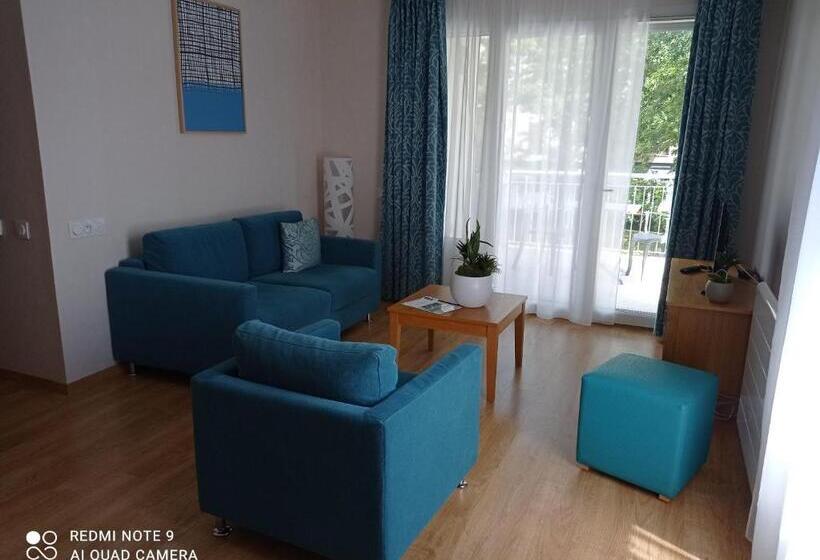 Domitys Le Château Des Plans