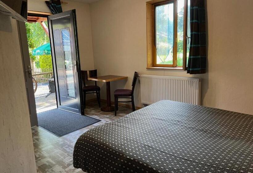 פנסיון Auberge Restaurant La Roseraie