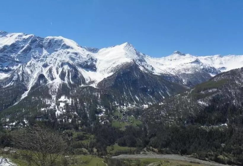 Majatalo Gite Du Bois De L'ours