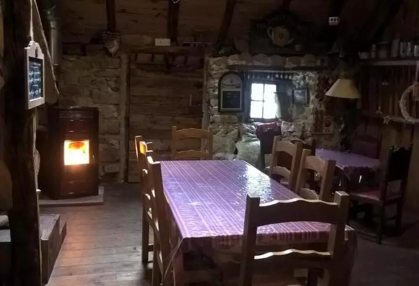 Majatalo Gite Du Bois De L'ours