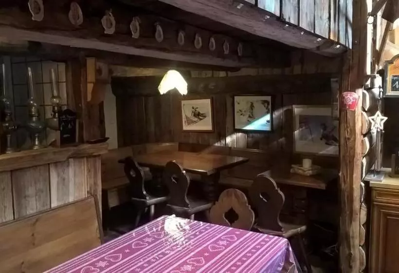 Majatalo Gite Du Bois De L'ours