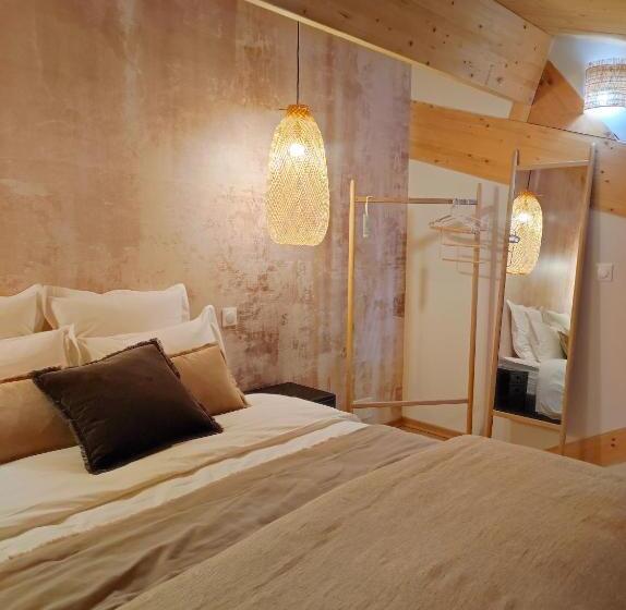 بنسيون La Gourgasse Vieille