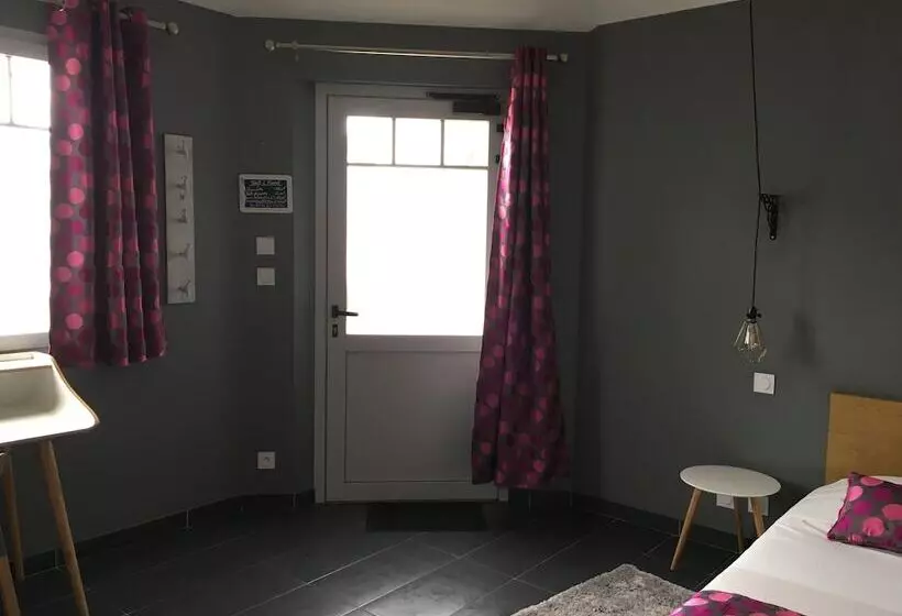 Majatalo Le Manoir D à Côté