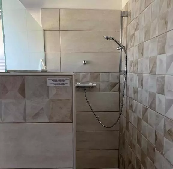 ベッドアンドブレックファースト Mas Escombelle