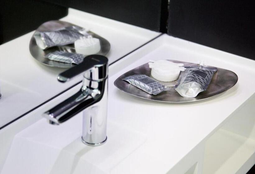 The Z Hotel Tottenham Court Road