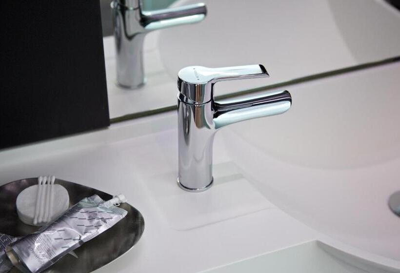 The Z Hotel Tottenham Court Road